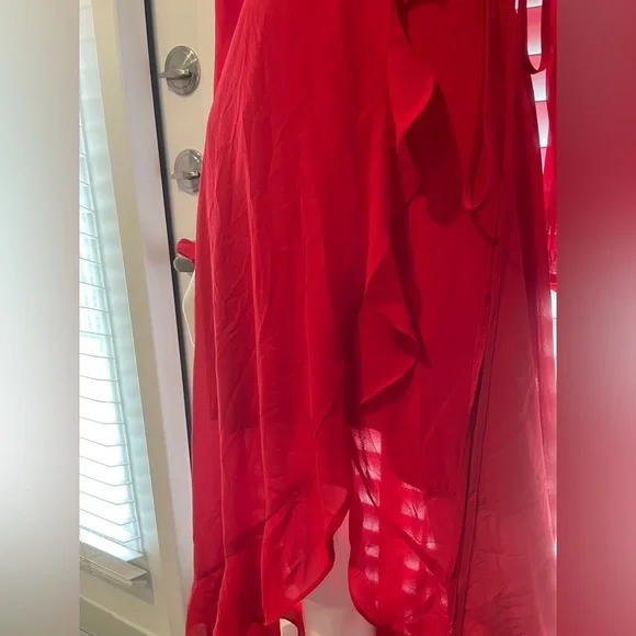 SMALL FOREVER 21 RED WRAP DRESS + RUFFLES - Picture 7 of 9